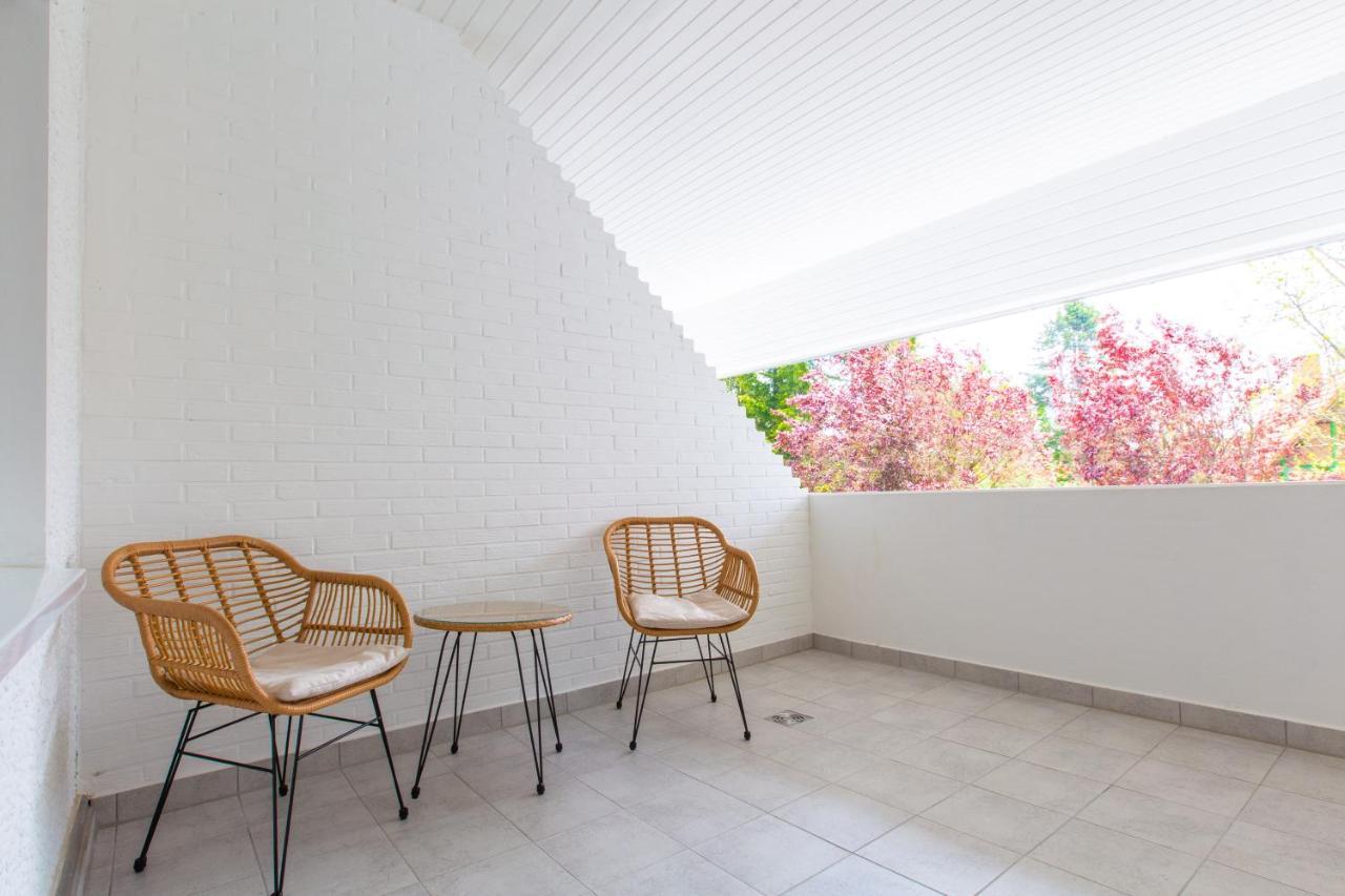 Stratmanns Haus Am See レンブルッフ エクステリア 写真