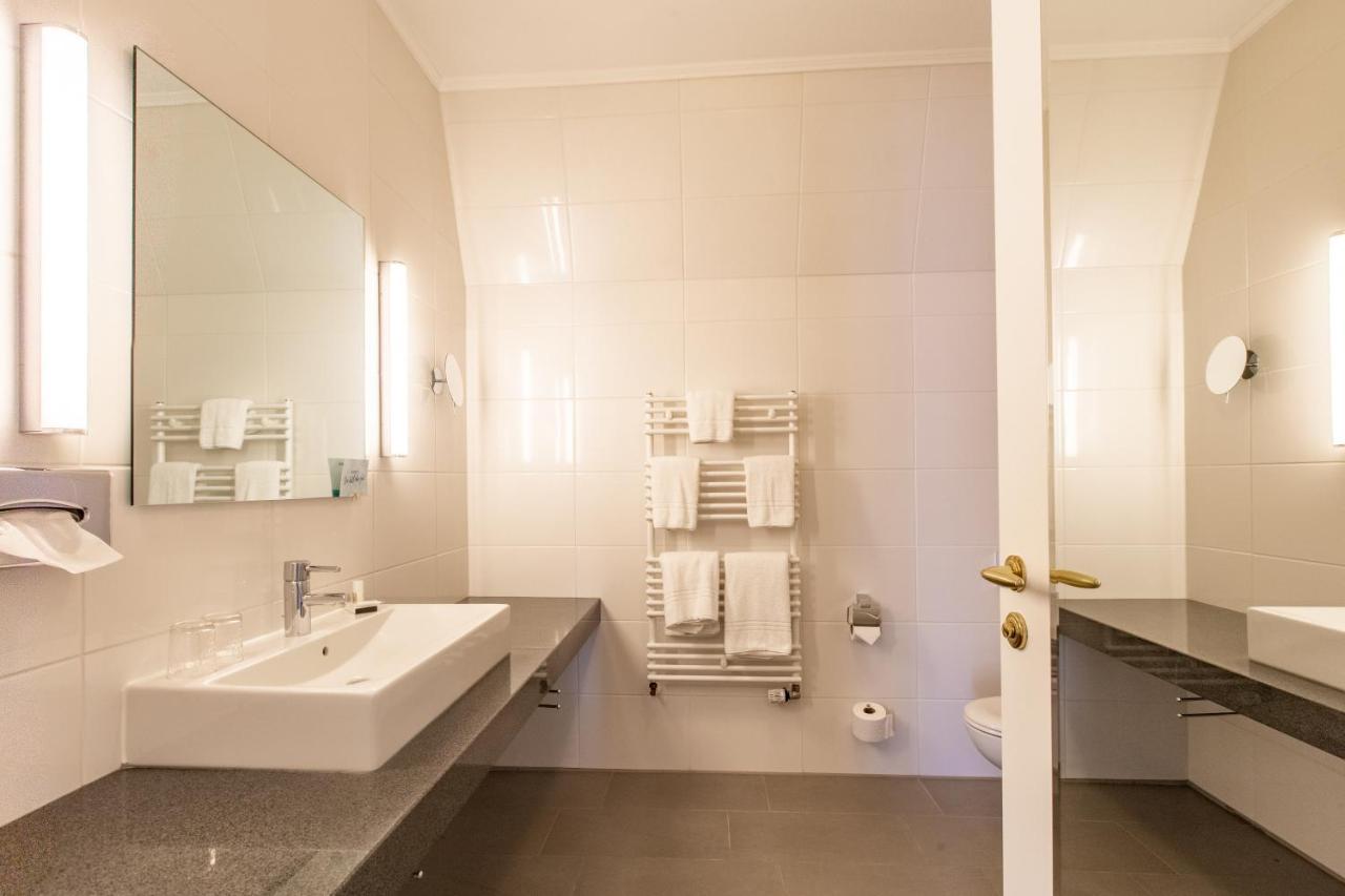 Stratmanns Haus Am See レンブルッフ エクステリア 写真